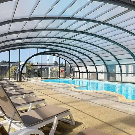 Mobil-home De Grand Confort à 200m De La Avec Piscine Chauffée, 2 Chambres, Parking, Wifi Inclus - Fr-1-361a-44 * Jullouville
